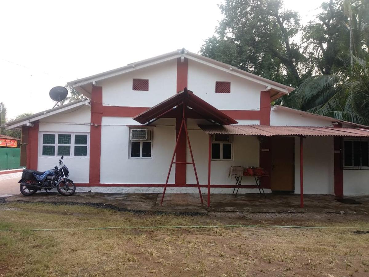 Akshi Villa アリバグ エクステリア 写真